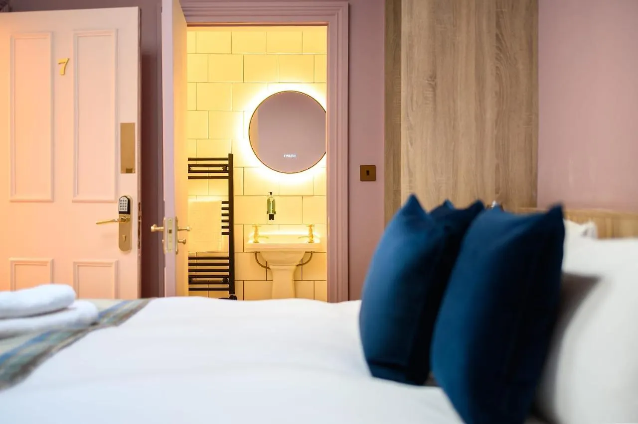 Super King Ground Floor Suite Edinburgh